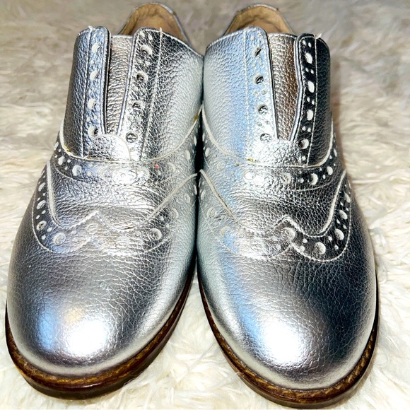 Sold Mercari Vionic Wise Hadley Silver Oxford Shoes size 6.5 - Picture 3 of 14